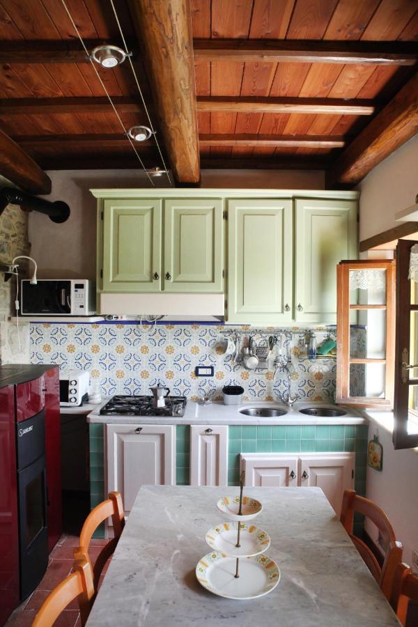 Deliziosa Casetta Sull'Appennino Toscano Montefegatesi Exteriér fotografie
