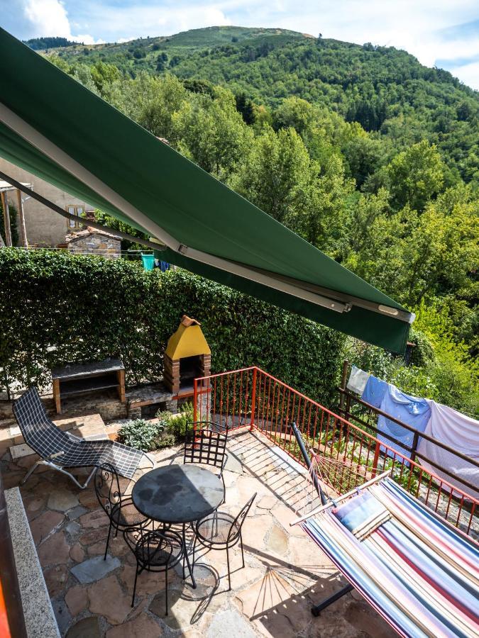 Deliziosa Casetta Sull'Appennino Toscano Montefegatesi Exteriér fotografie